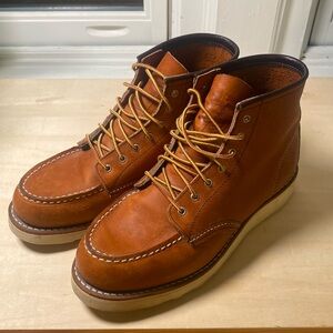 Red Wing  Women’s Classic Moc 6” Oro Size 8 1/2